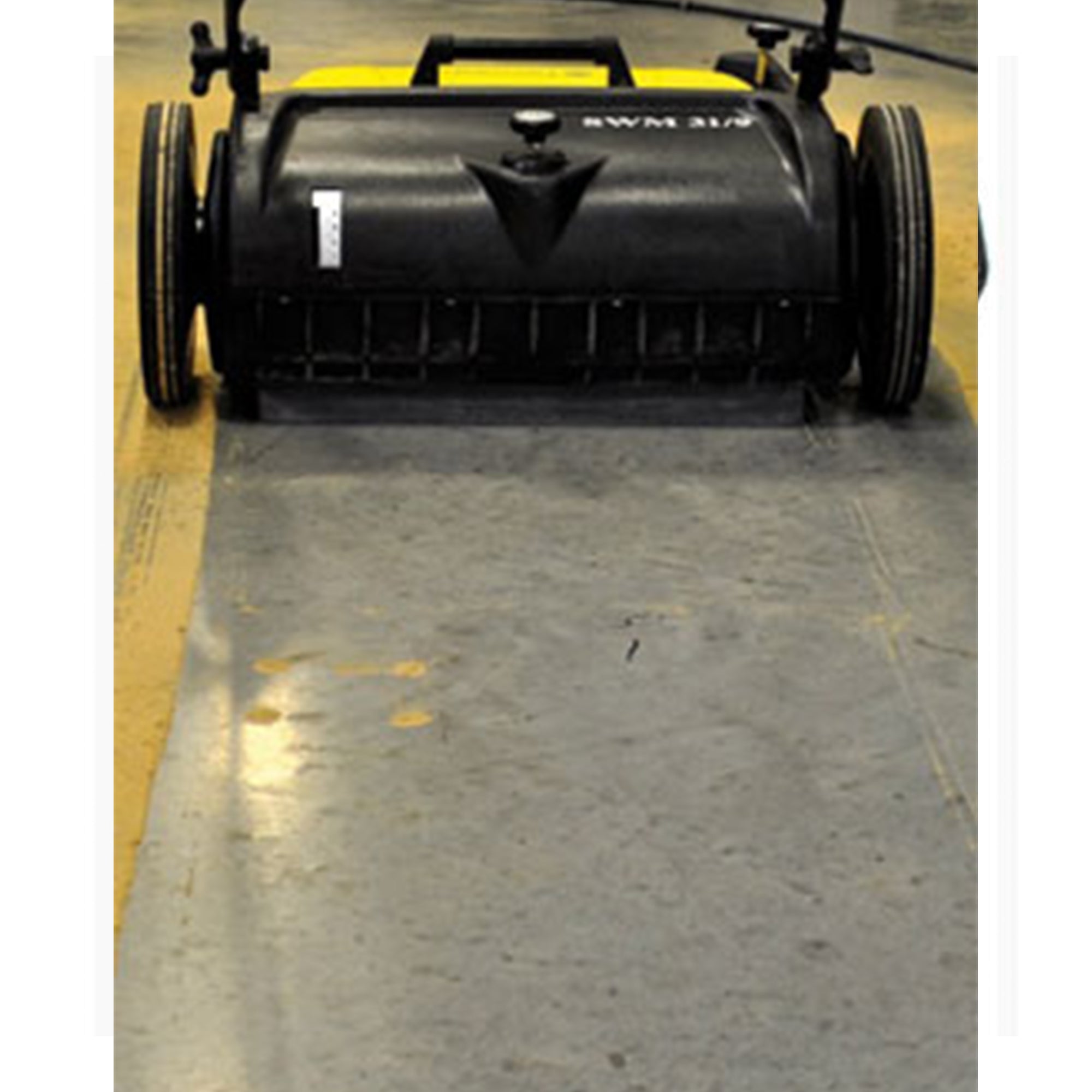 Tornado SWM 319 Manual Push Sweeper 96190